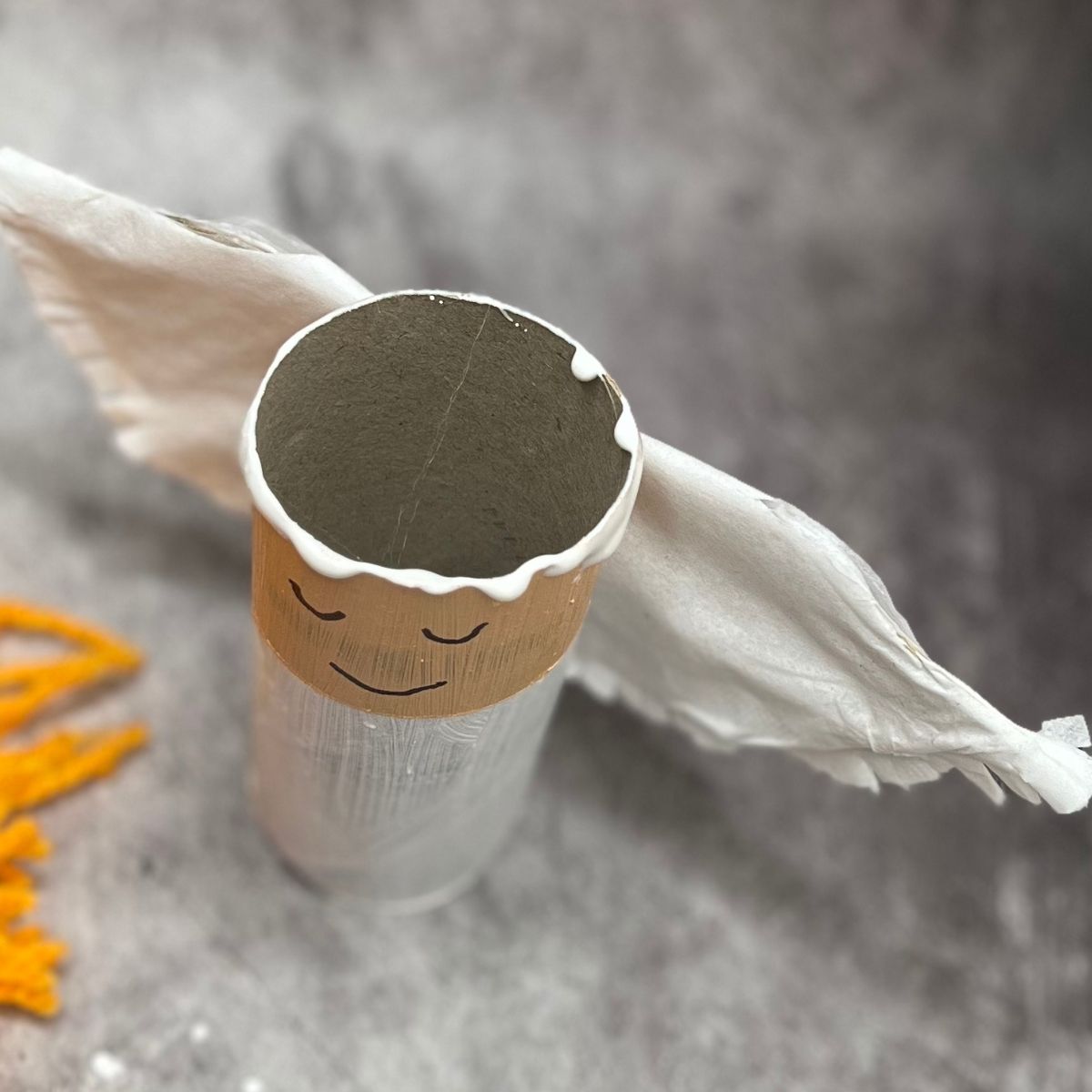 Engel aus Klorollen basteln - Homemadery Engel aus Klorollen basteln - Homemadery