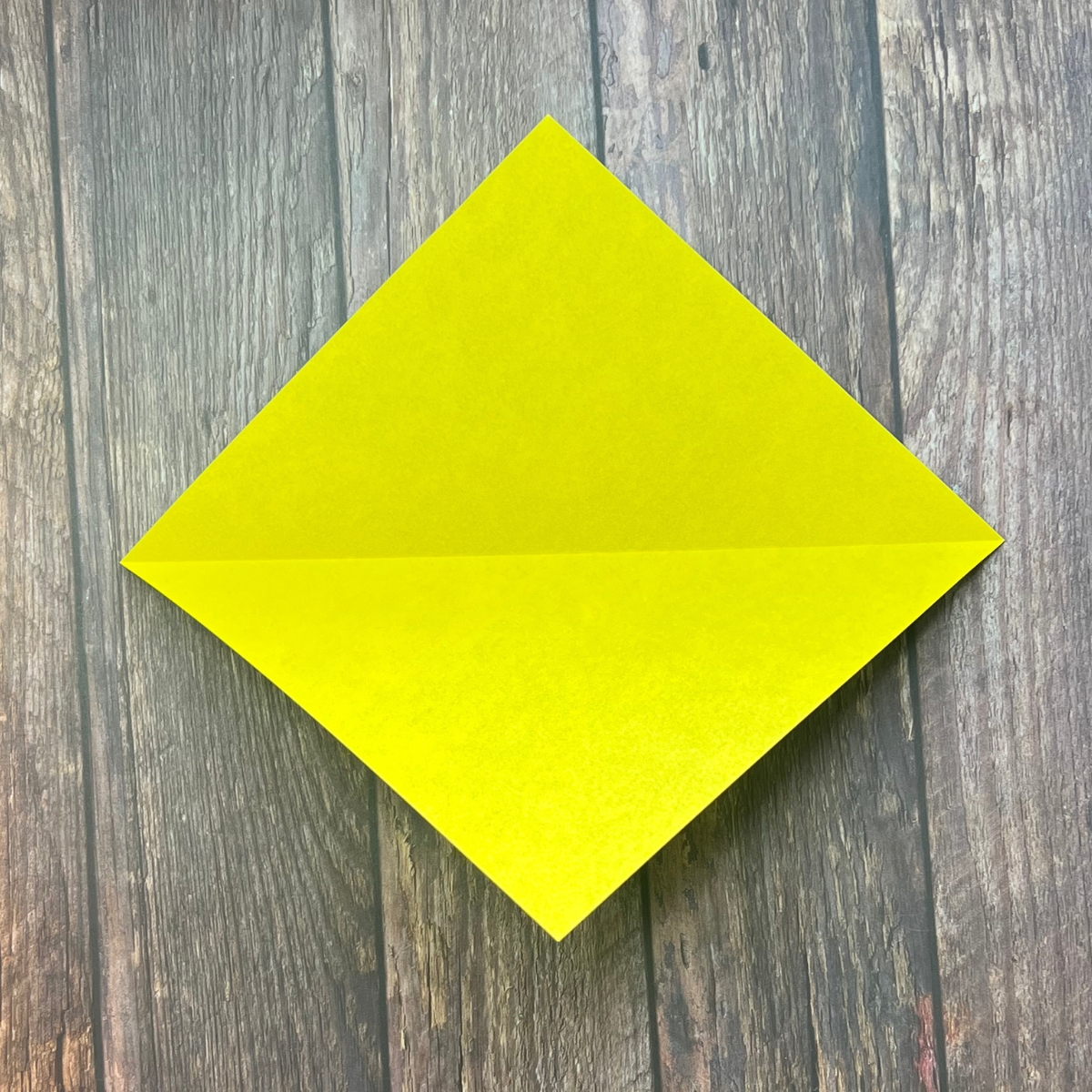 Origami-Sternbox aus Papier falten - Homemadery