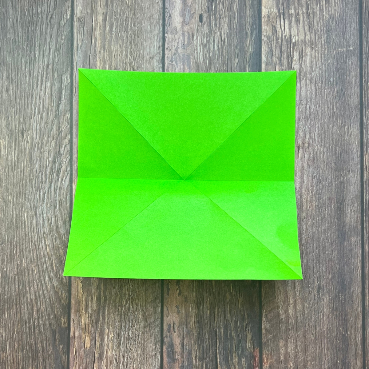 Origami-Sternbox aus Papier falten - Homemadery